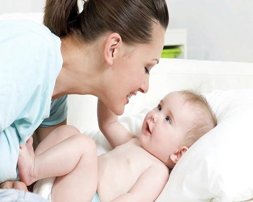 tạo không khí vui vẻ